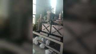 Πλάκα λουλουδιών που μοιάζει με κεραμικό HDPE, vintage πιάτο λουλουδιών, παραγωγή πλαστικών πιάτων λουλουδιών