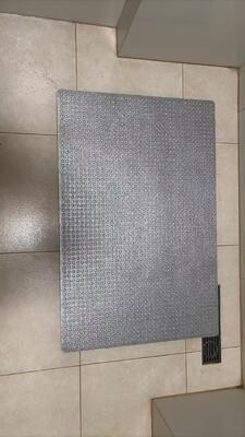 Mold Resistant Fast Drainage Shower Mat with Massage Bumps Anti-Slip Mat for Bathroom Safety